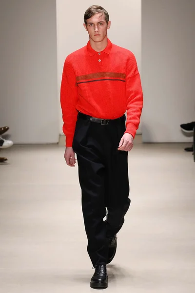 Look 7